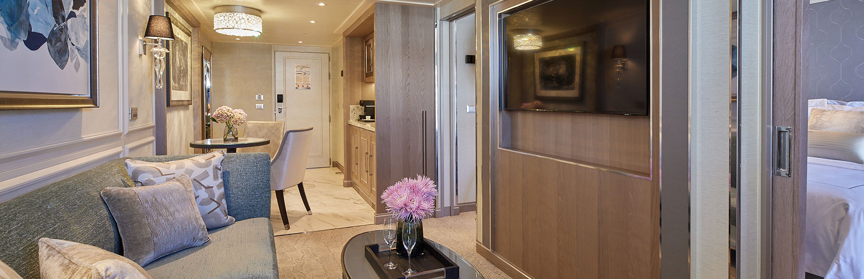 Regent’s Penthouse Suite: The Crème De La Crème of Suites 3