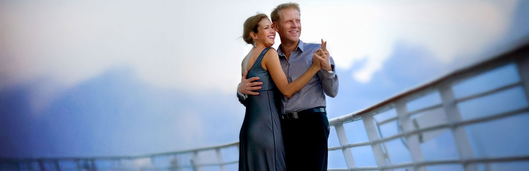 Pop-Up Sale with Holland America 1