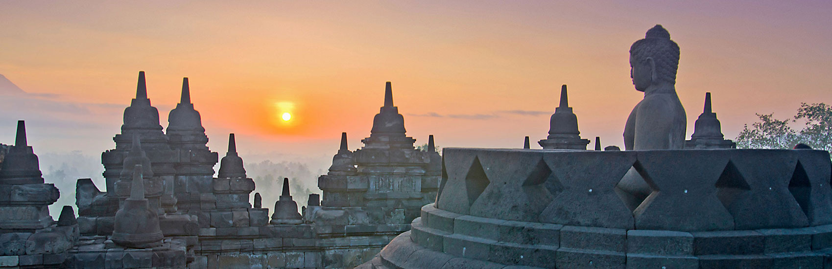 Explore The World Aboard Viking 3