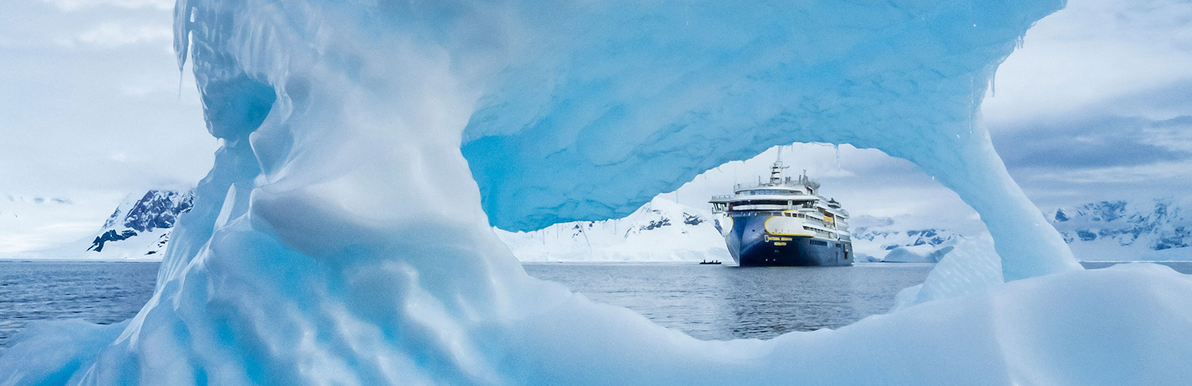 50% Reduced Deposit with<br>National Geographic-Lindblad Expeditions 0